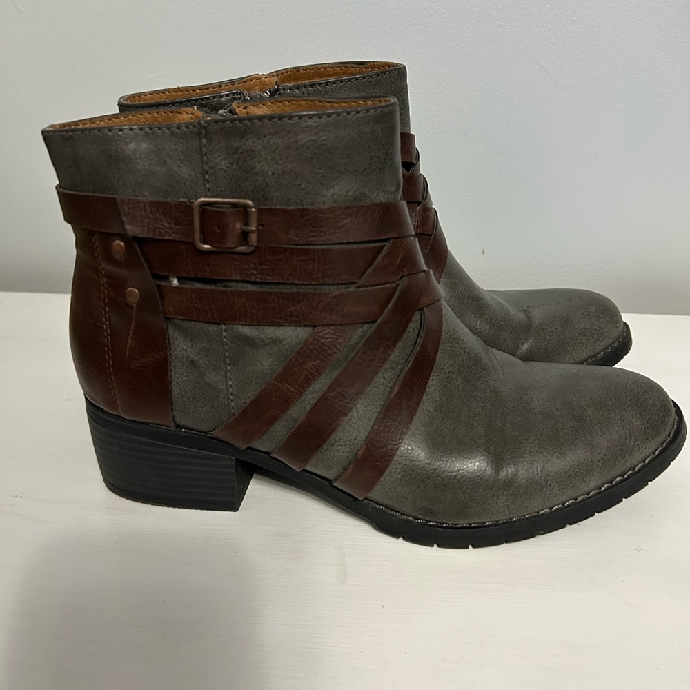 Elegant Two-Tone Ankle Boots